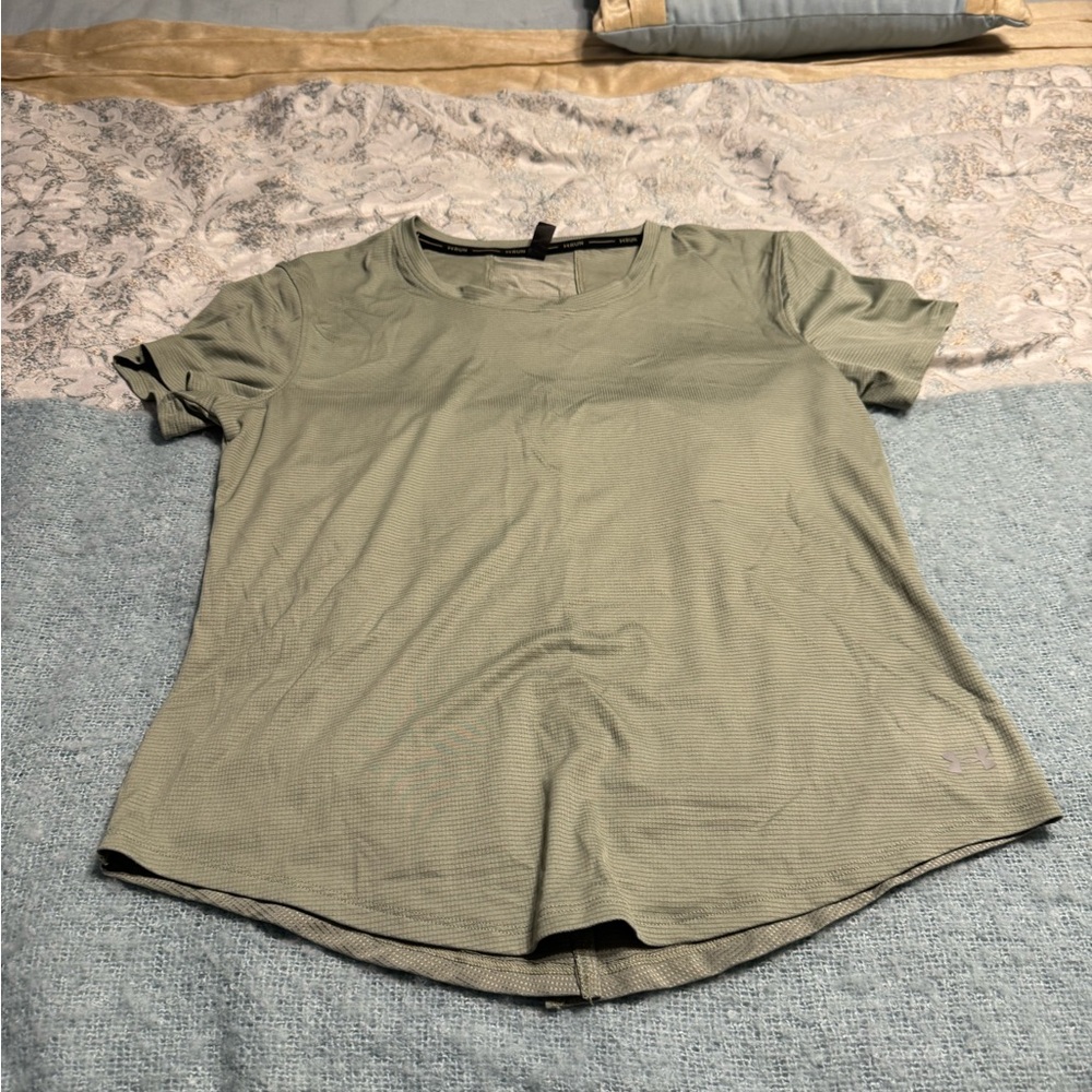 Under Armour Sage Green Short Sleeve Tee